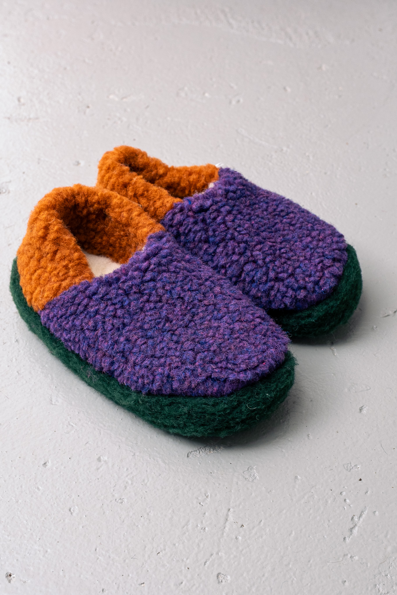 Coldbreaker - Siberian Slippers Violet