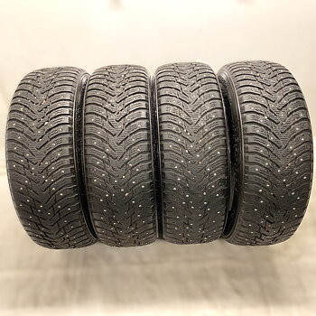 18" BEGAGNADE VINTERDÄCK DUBB | 4 st 225/60 R18 104T XL Nokian Hakkapeliitta 8 SUV | V15-2016 | 7.5mm | 7.5mm | 7.5mm | 7.5mm 