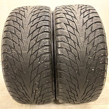 19" BEGAGNADE VINTERDÄCK M+S | 2 st 245/40 R19 98R XL Nokian Hakkapeliitta R2 | V33-2017 | 5.5mm | 5.5mm