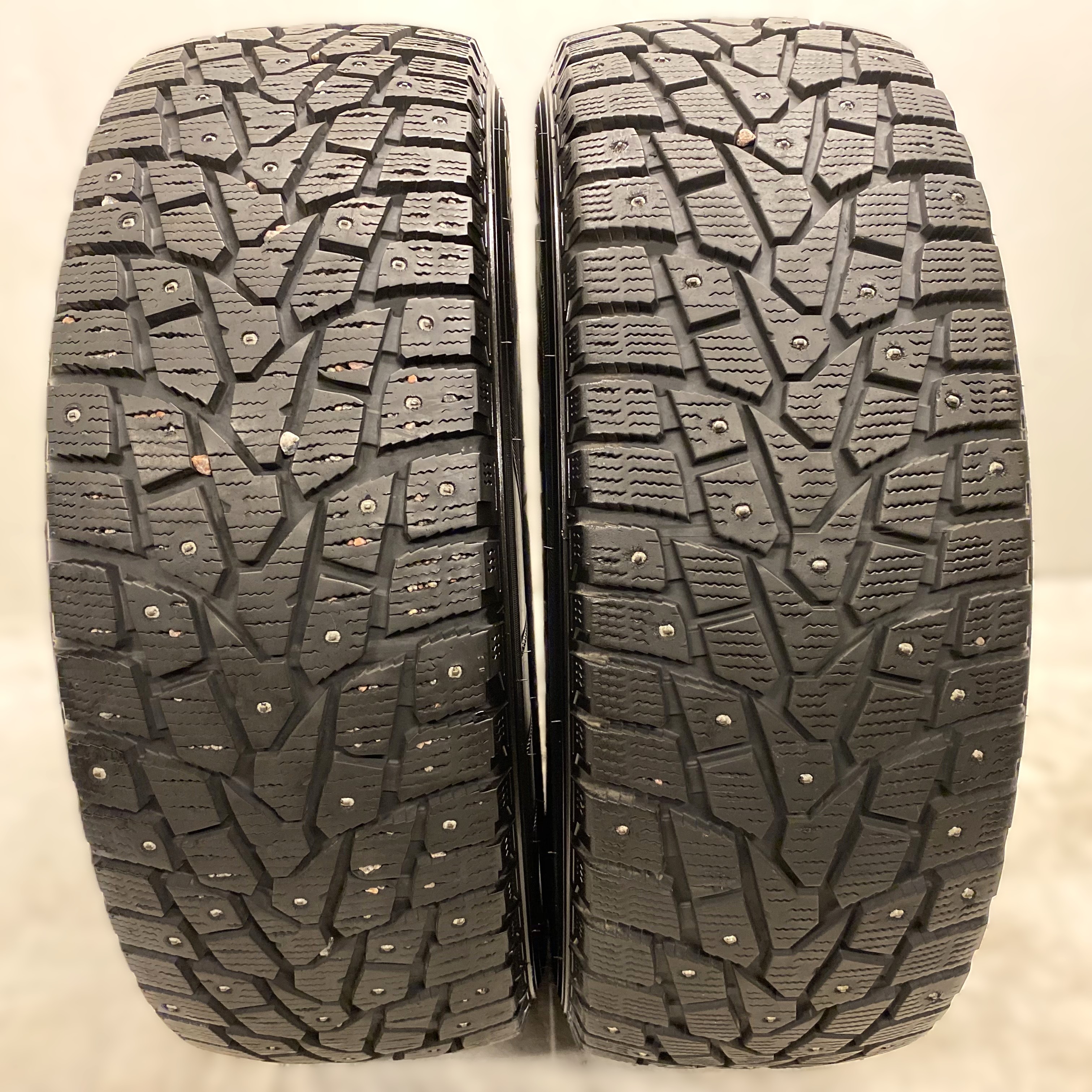 18" BEGAGNADE VINTERDÄCK DUBB | 2 st 235/60 R18 107T XL Falken Espia Ice | V23-2019 | 9.1mm | 7.5mm