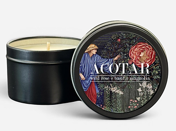 ACOTAR : Tin Candle - Doftljus i plåtburk 115 gram Vildros, basilika och magnolia