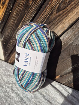 Varm sockgarn 5107 Aqua/blålila/turkos print 100gr Dale garn