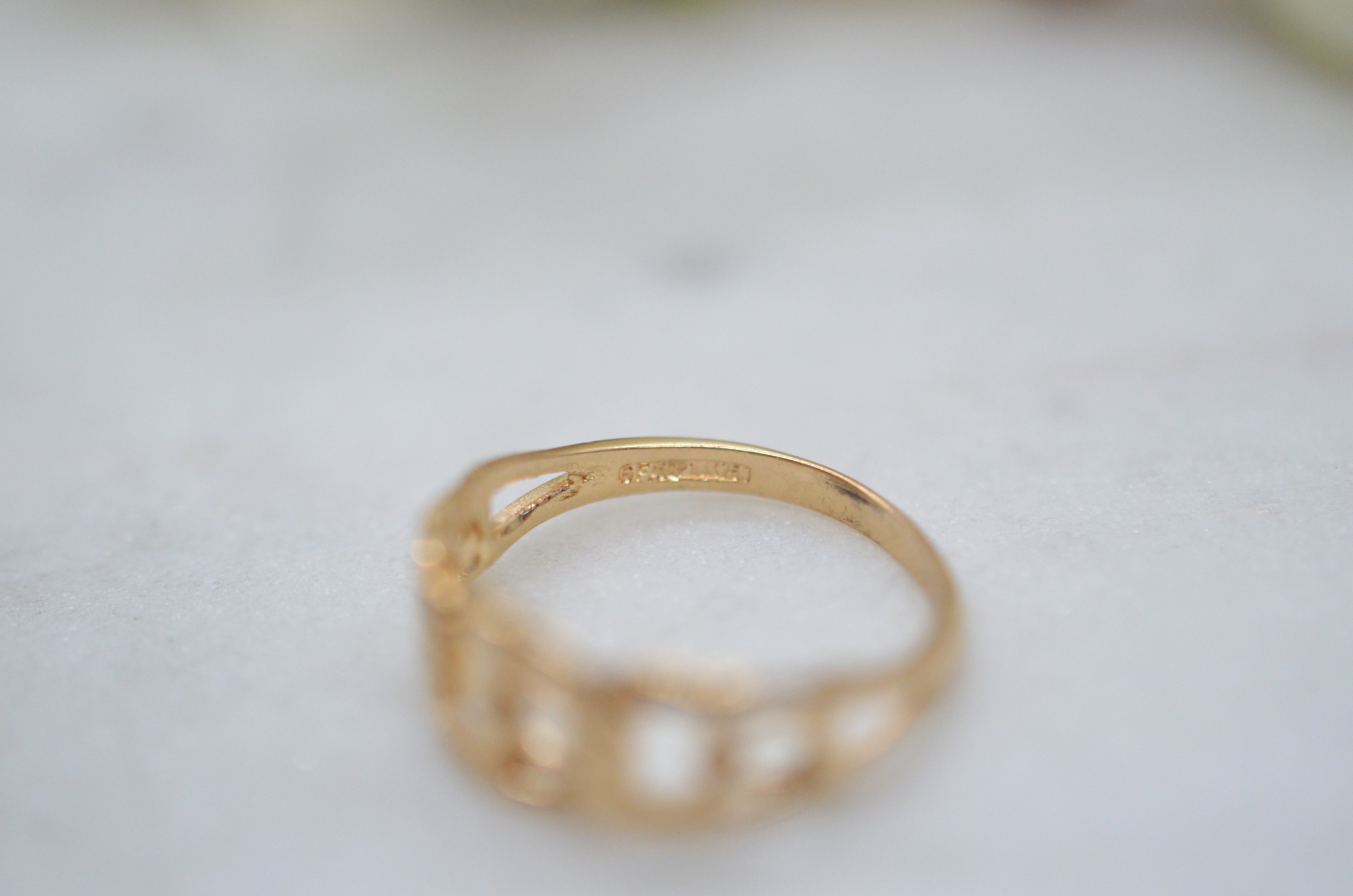 Secondhand 18k Bismarck Ring - 5