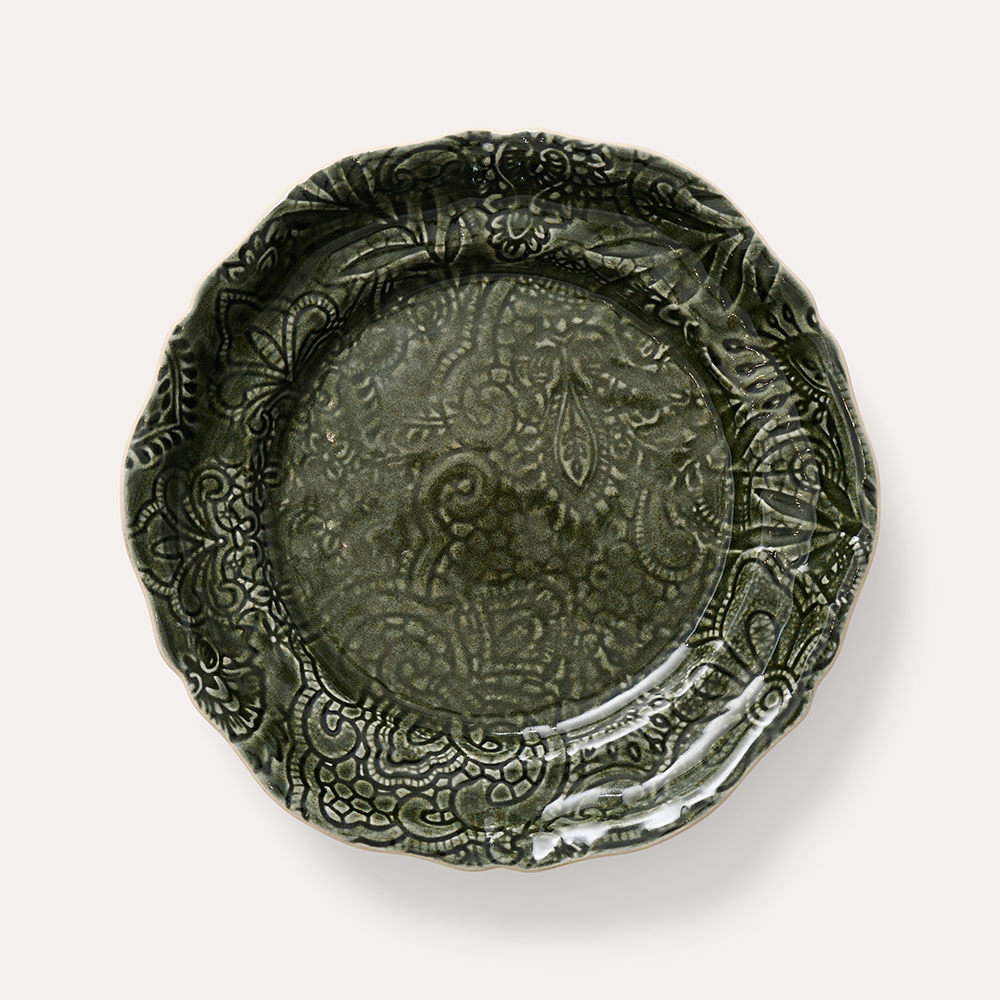 Assiette, shadow
