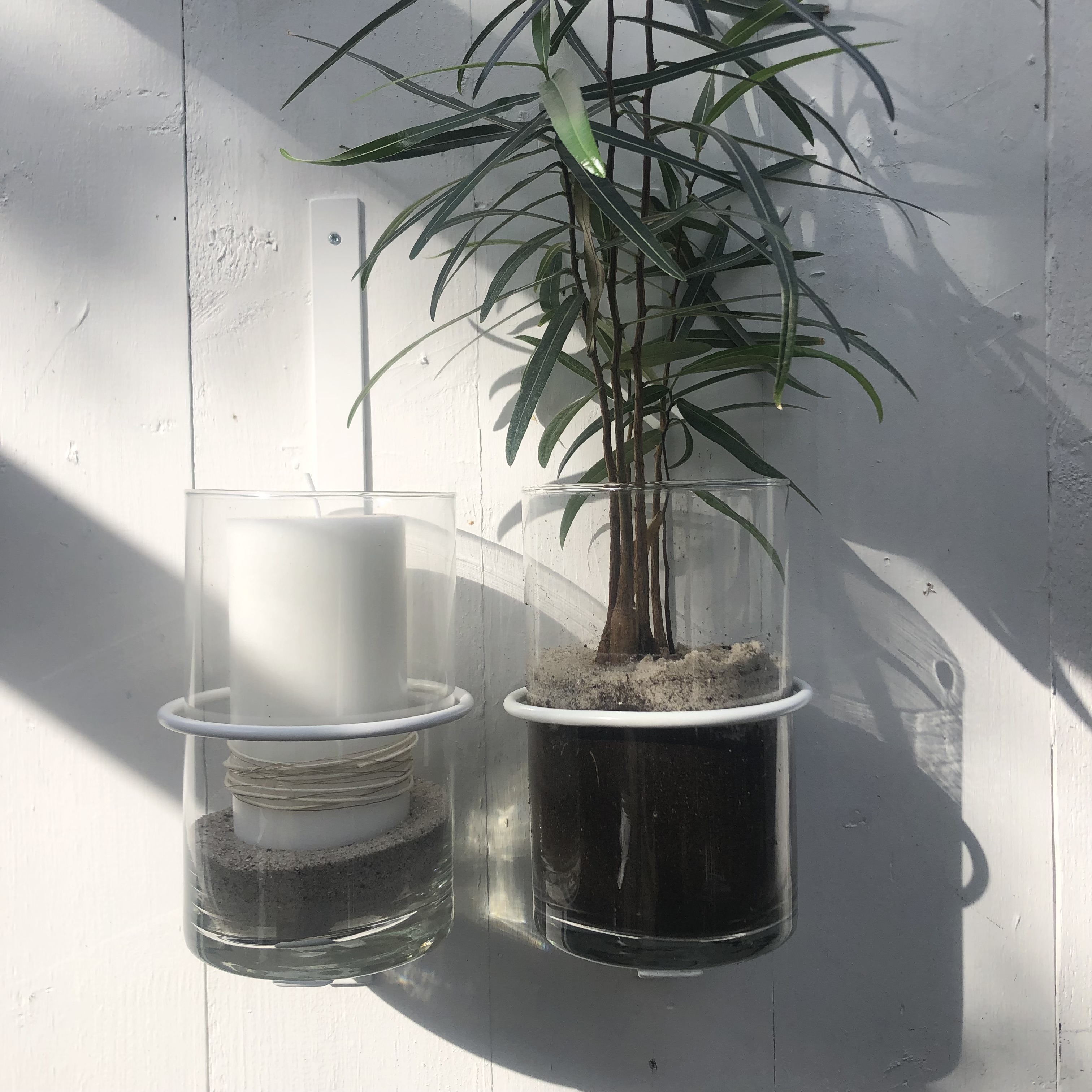 TINGS VÄGGLYKTA, VIT