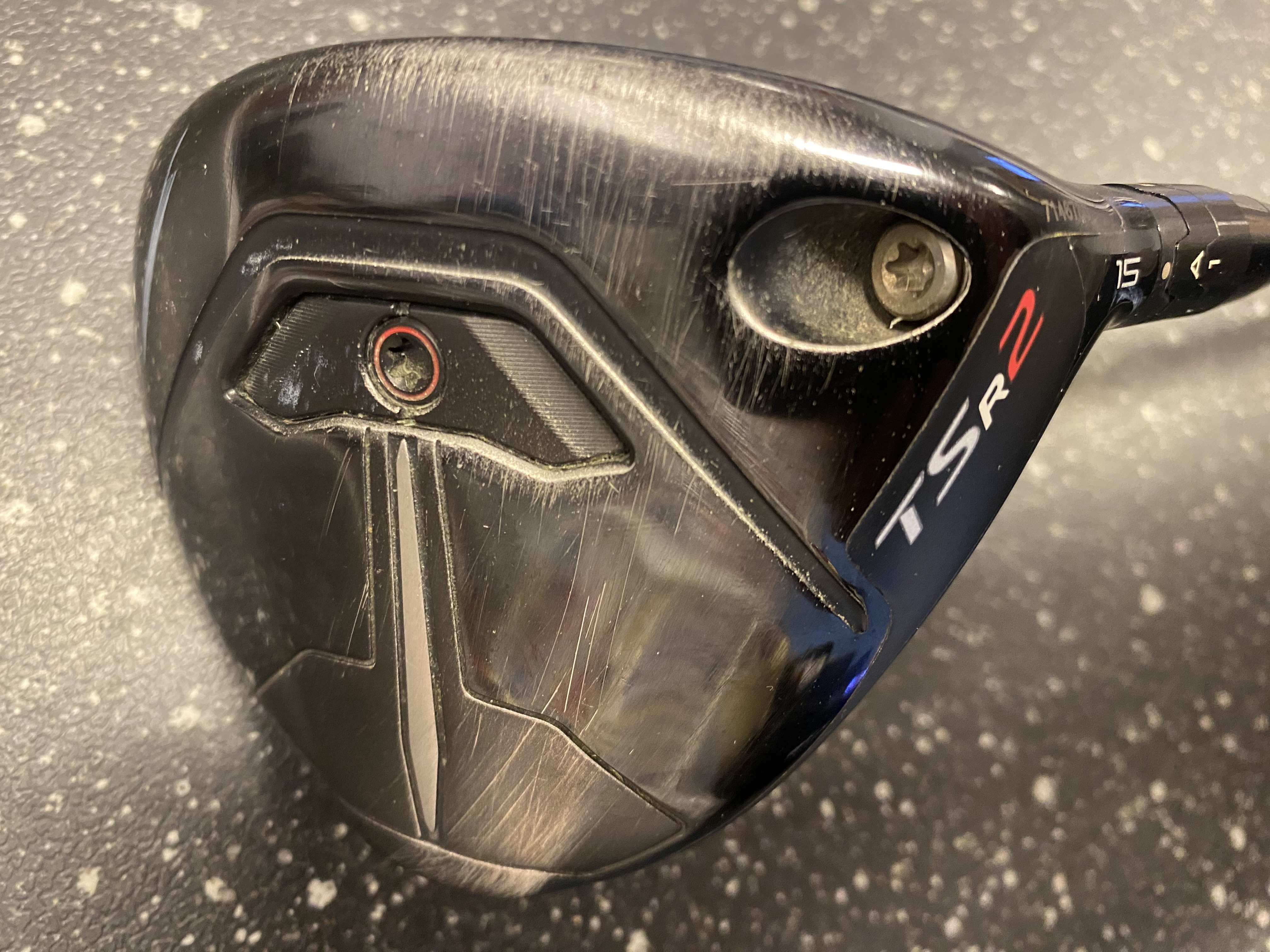 Titleist TSr2  FW3  15 grader