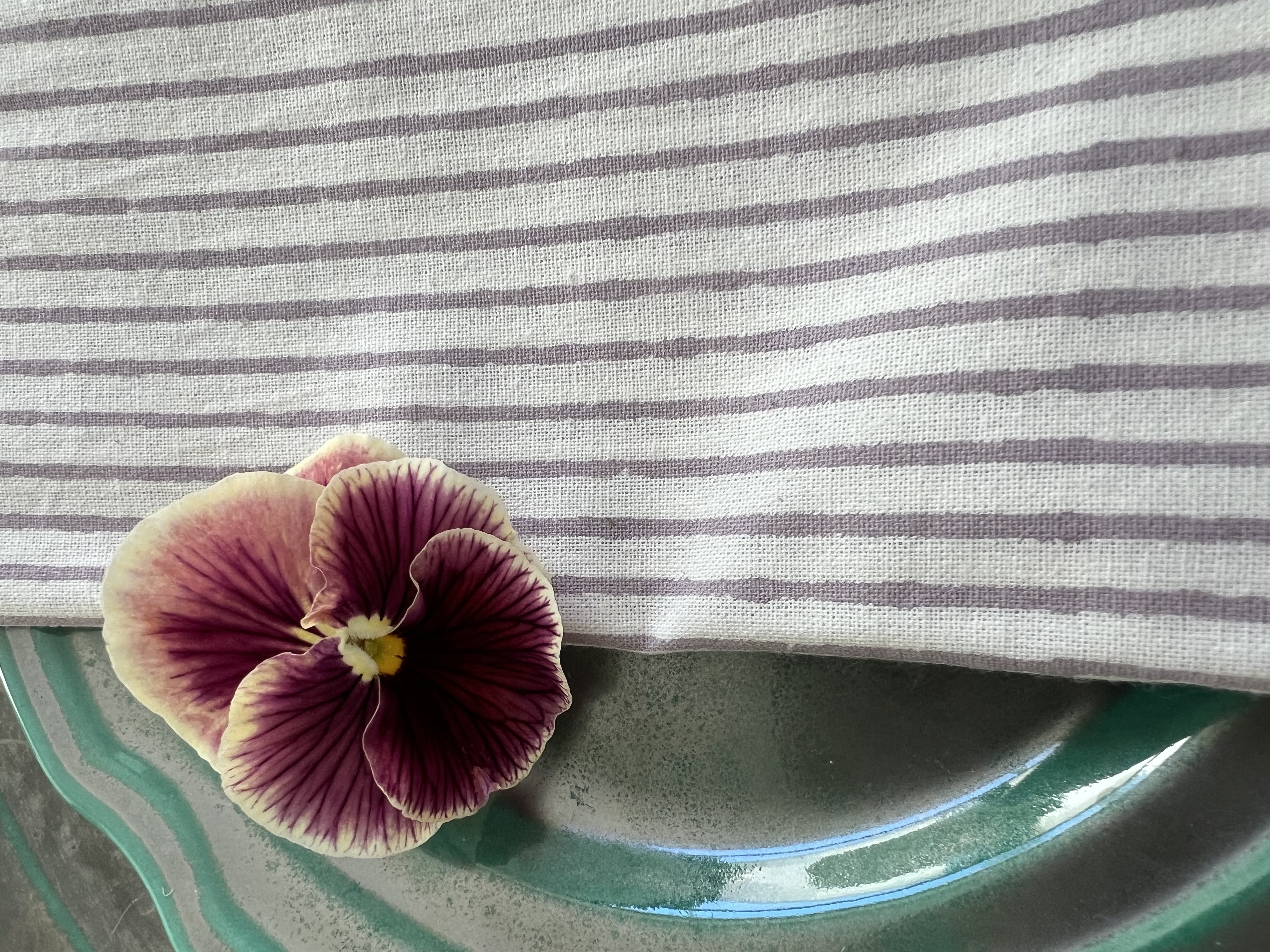 TYGSERVETT STRIPE LAVENDER