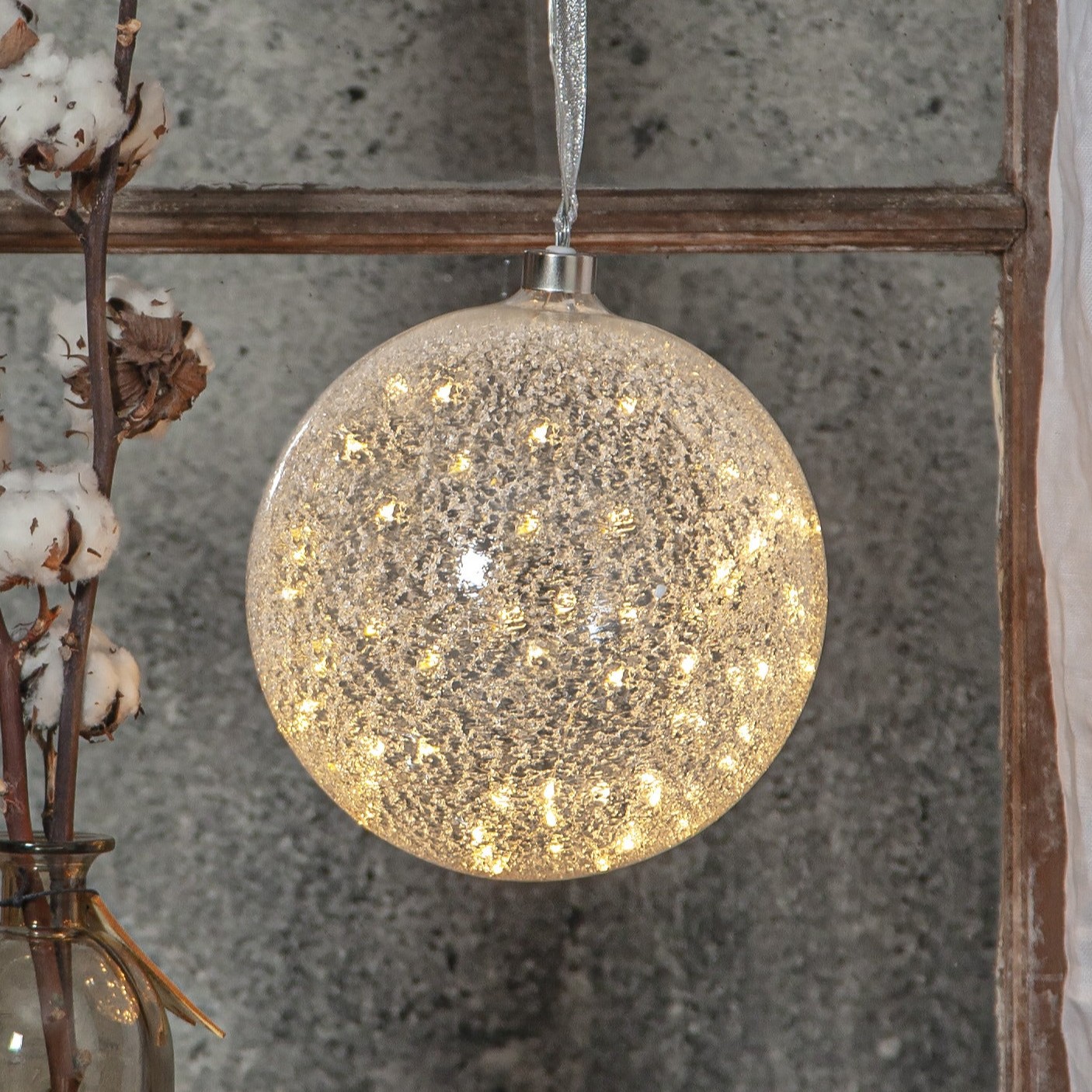 Glaskula Glow med ljus  - Ø20 cm