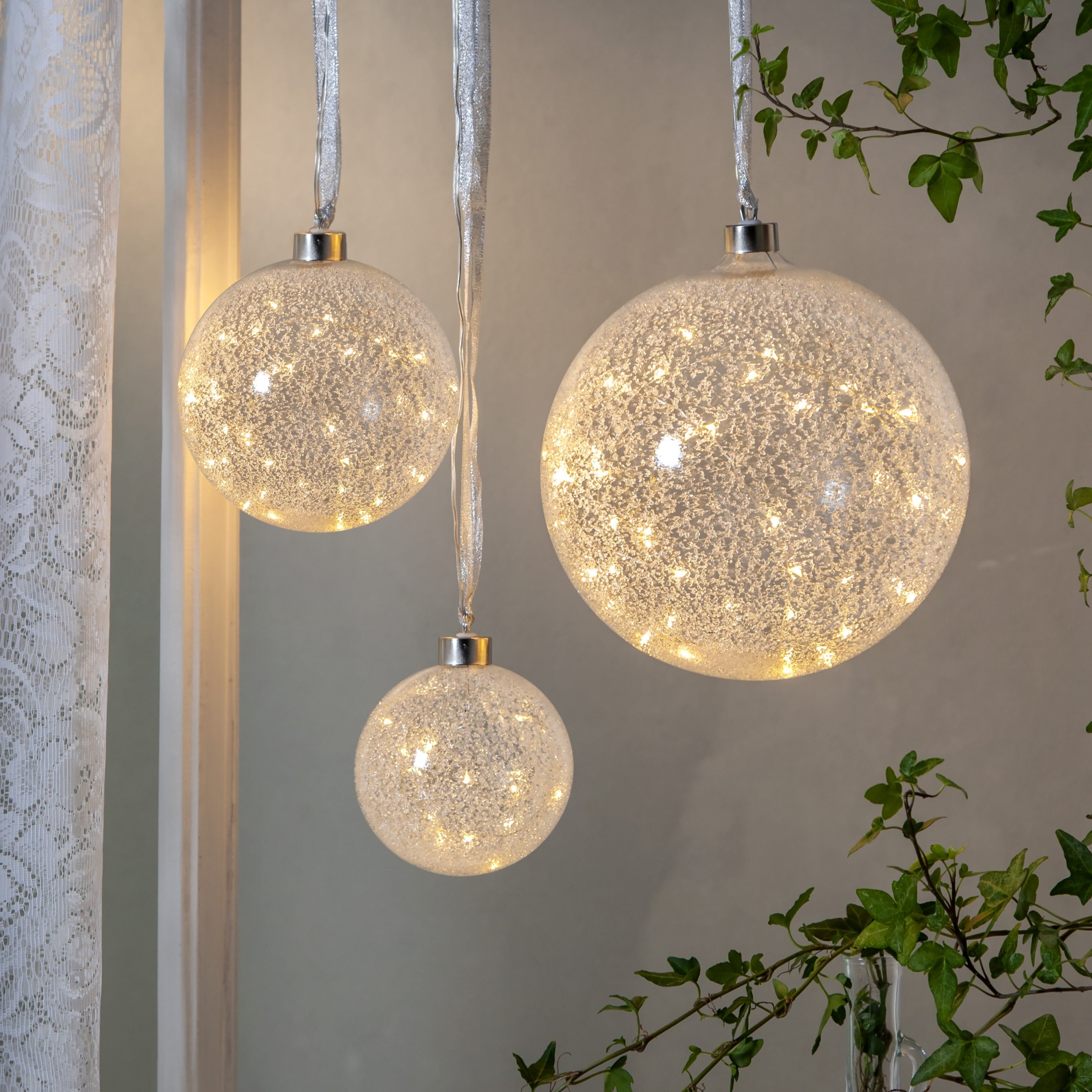 Glaskula Glow med ljus  -   Ø15 cm