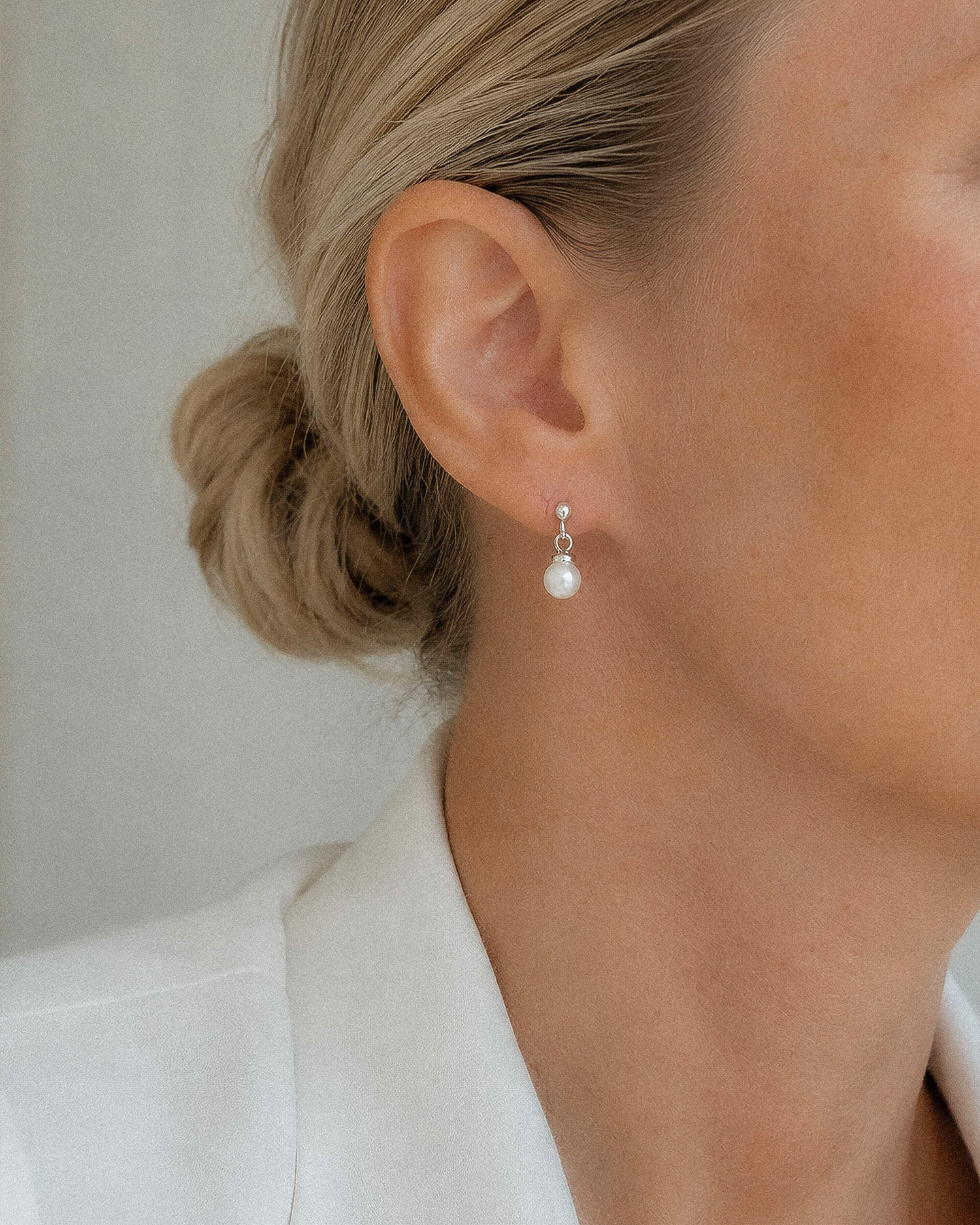 PETITE PEARL EINZELNE HÄNGEOHRSTECKER - 3