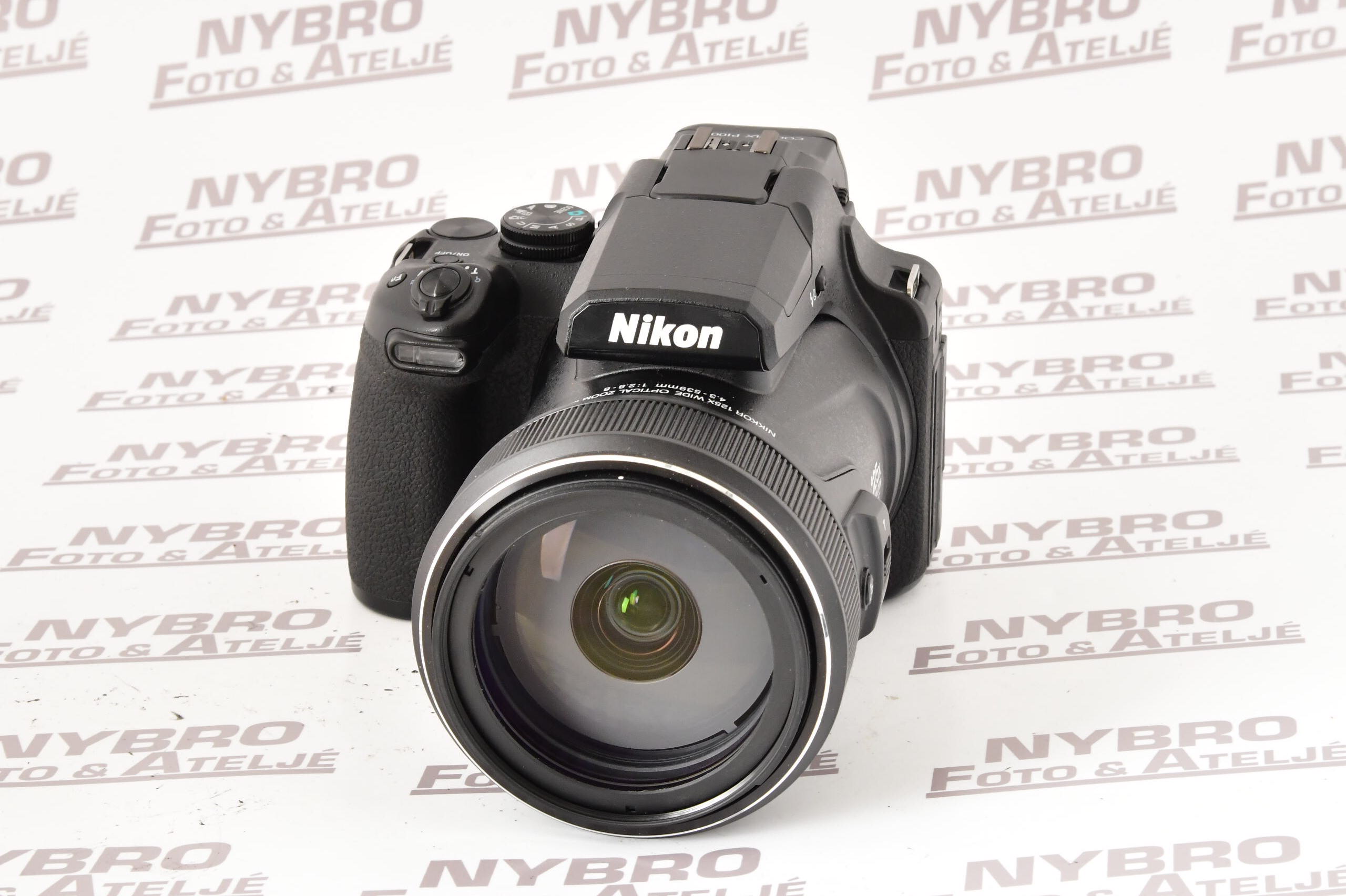 Nikon Coolpix P1000