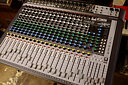 Soundcraft Signature 22 MTK, Beg