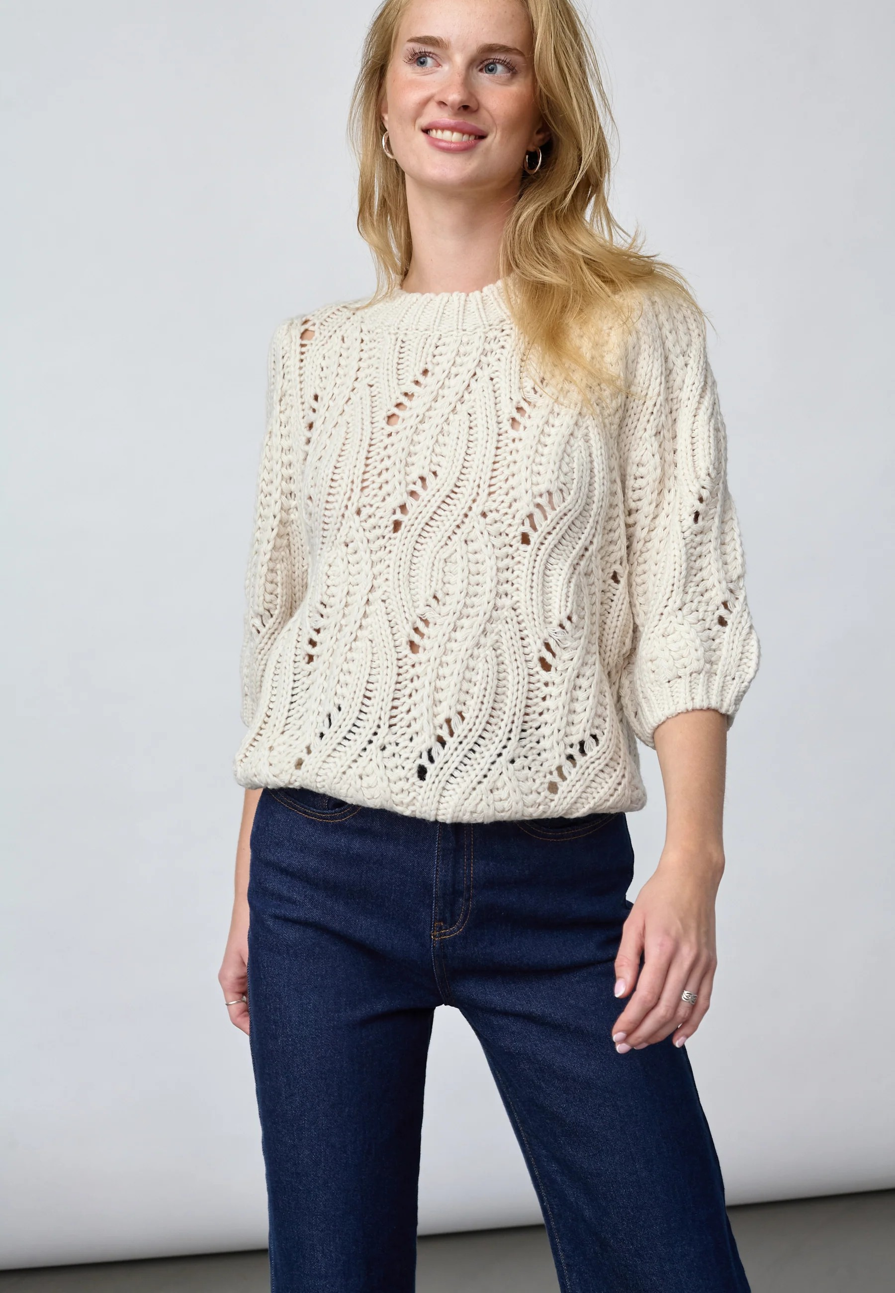 Leonora Pullover - Porcelain - Sisters Point