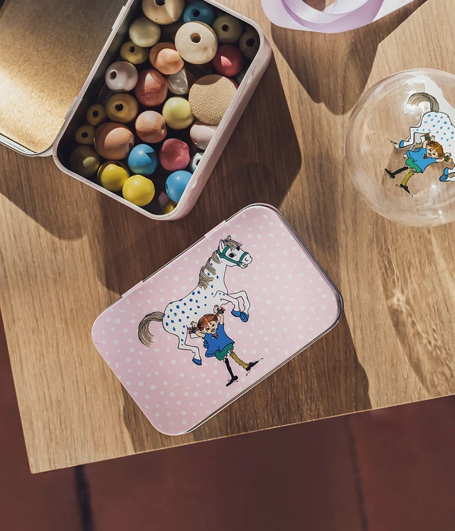 Pippi Longstocking tin box - Pippi and the Horse - 4
