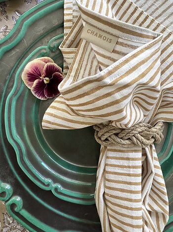 TYGSERVETT STRIPE LIGHT BROWN