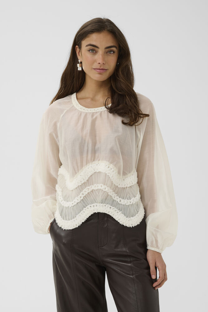 Shana blouse gardenia