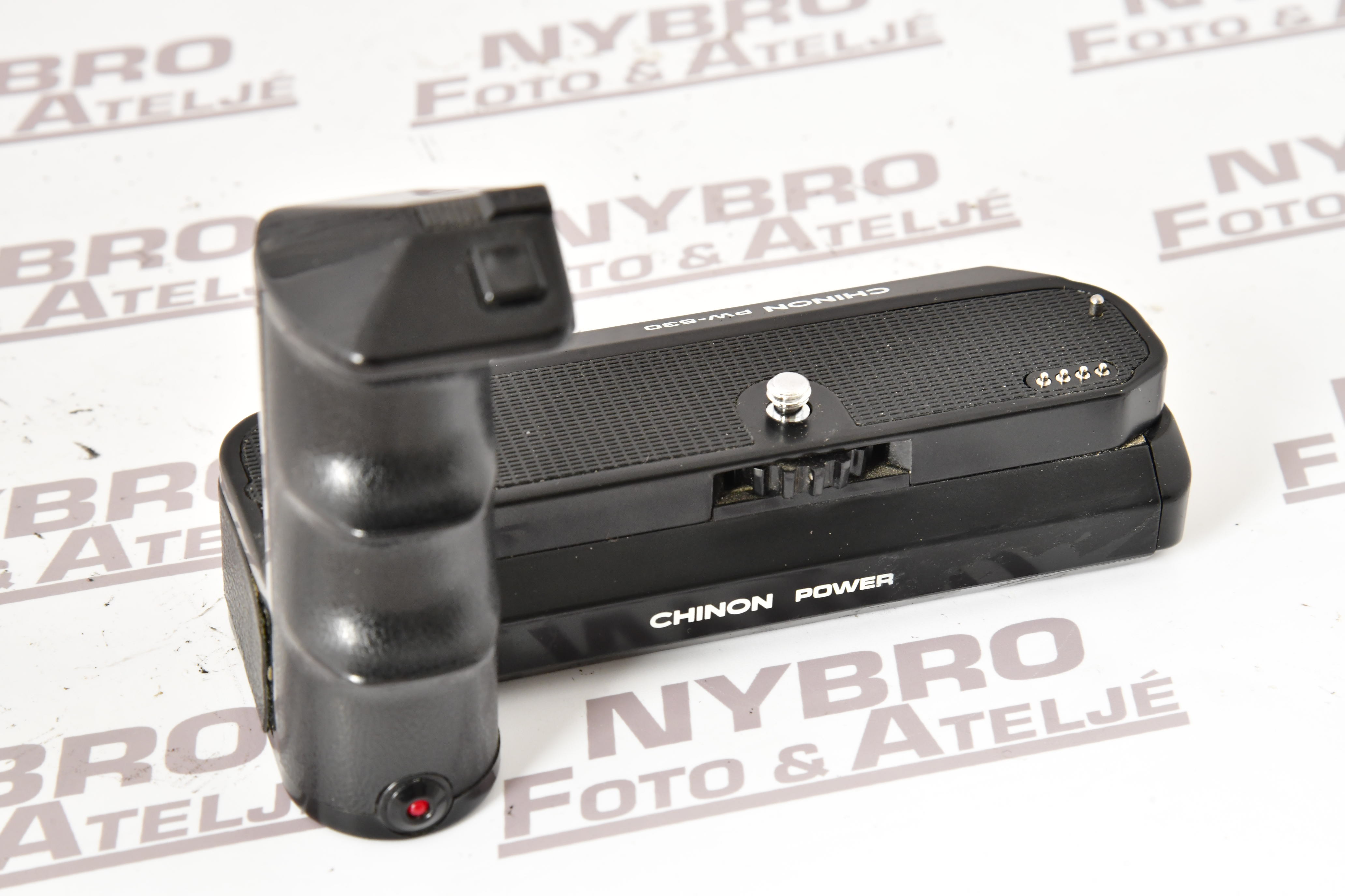 Chinon Winder PW-530
