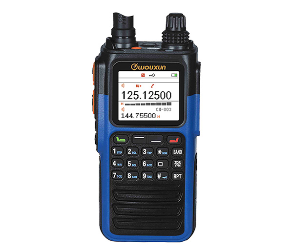 Wouxun med tre band, VHF/UHF och flygbandet