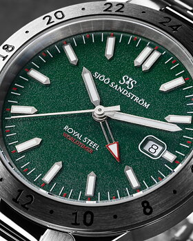 Sjöö Sandström 022689 Royal Steel Worldtimer 41 grön med gummiband