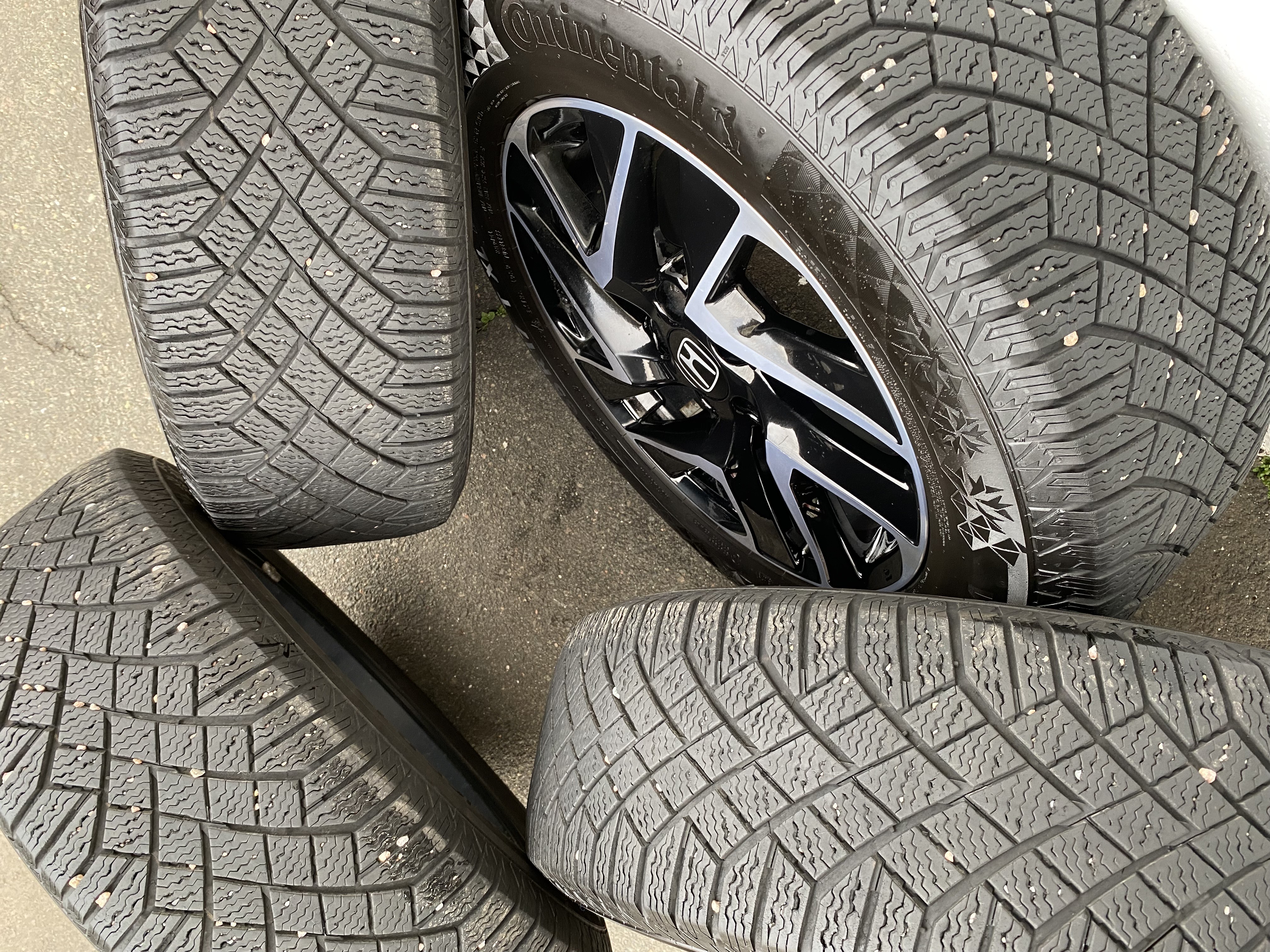 Kompletta Vinterhjul M+S | 17" Honda CR-V CMS-981/3 | 5x114.3 7x17 ET45 64.1 + 225/65 R17 106T XL Continental Viking Contact 7 | V34-2021 | 5.9mm | 5.9mm | 5.4mm | 5.4mm - 5