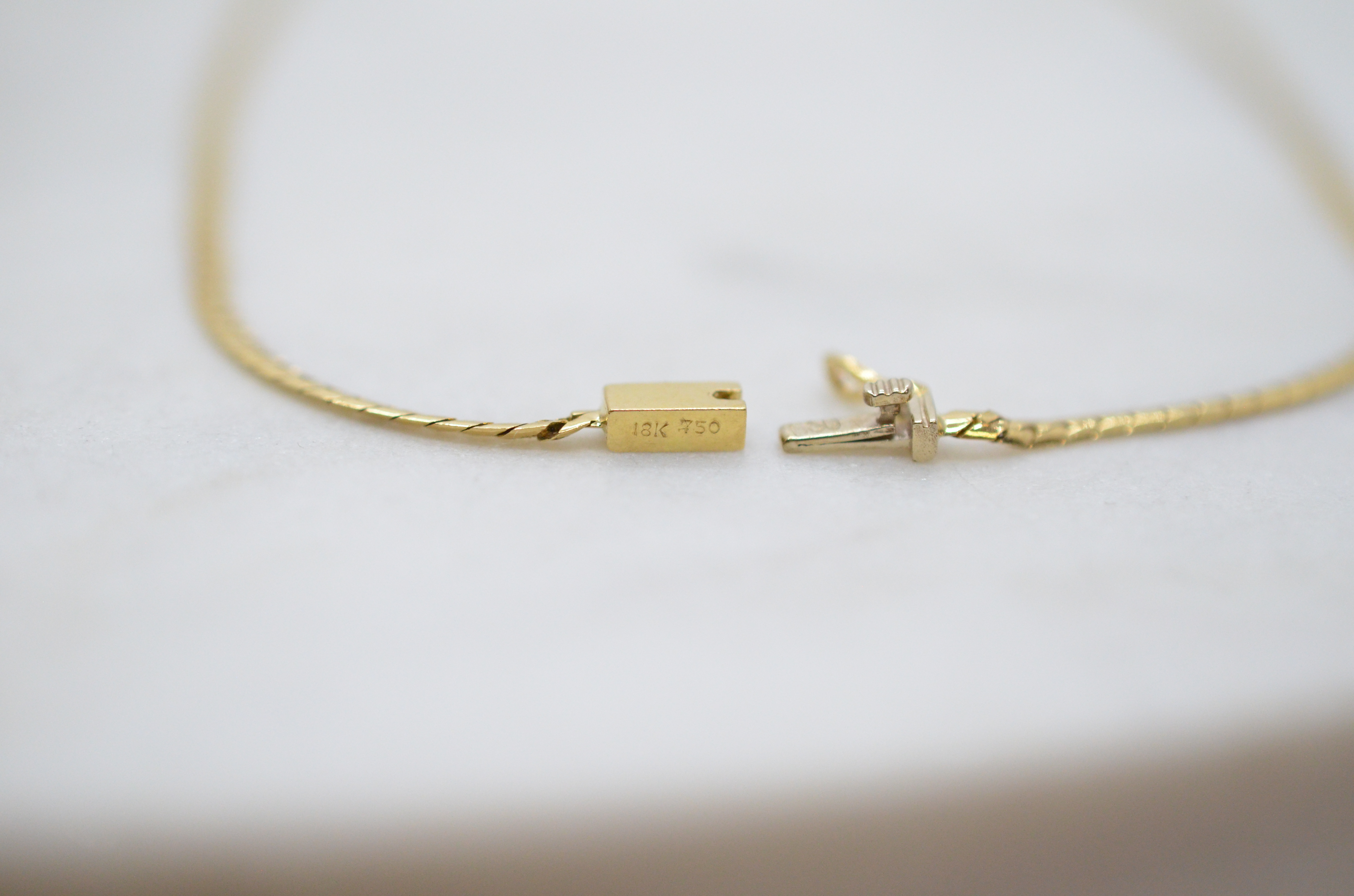Second Hand 18k collier med diamanter och gröna stenar - 4