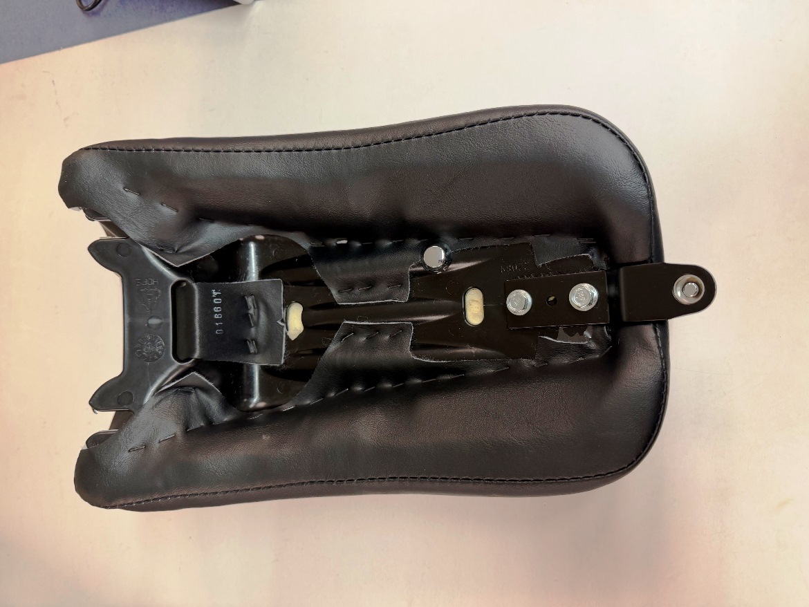 Passagerarsadel Softail 2009-17 - 3
