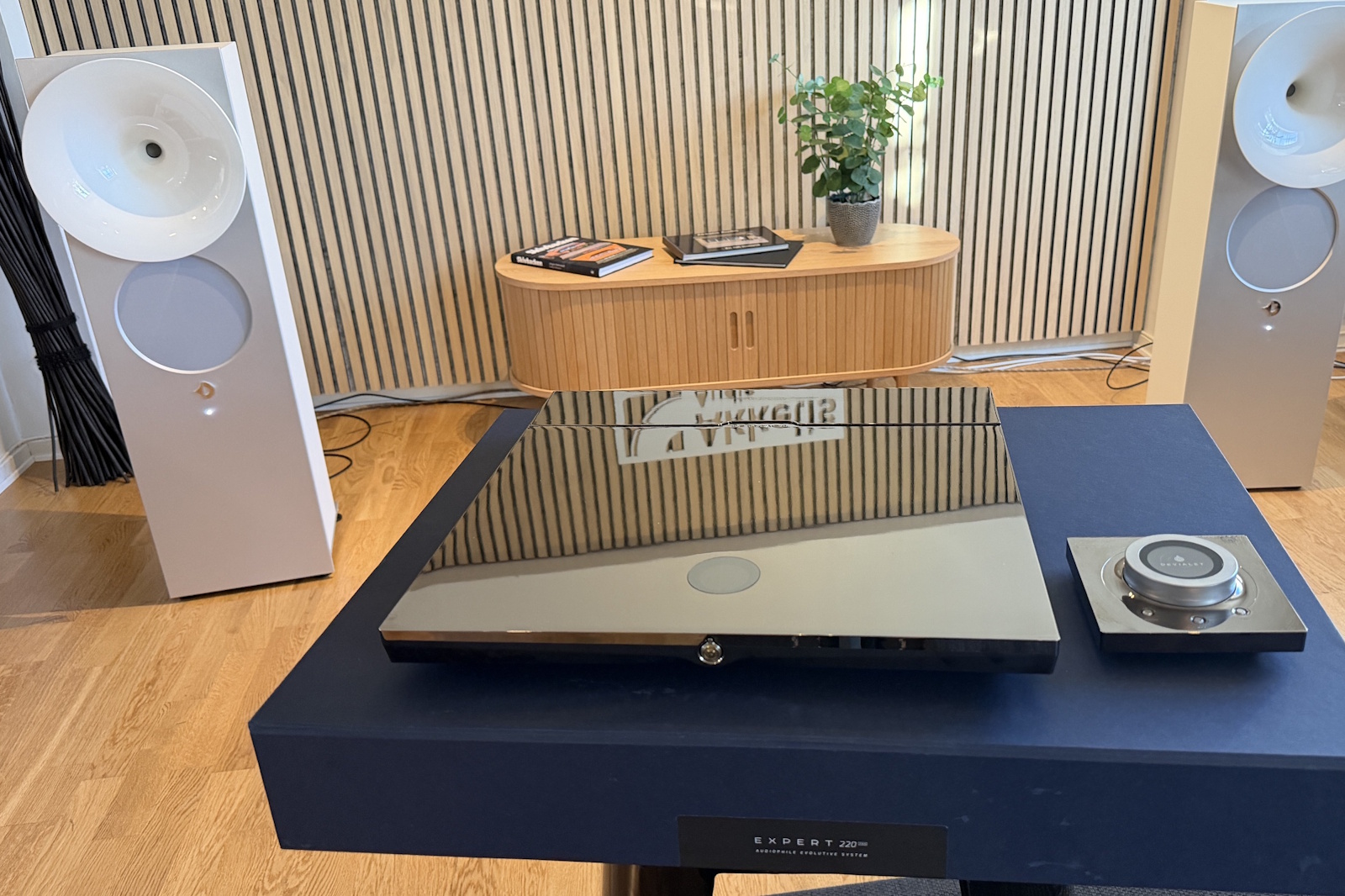 Devialet Expert 220 Pro - Core Infinity - Integrerad streamingförstärkare - Beg