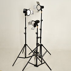 Yongnuo LED-lampa YN216 , Kit 3 st  lampor och stativ