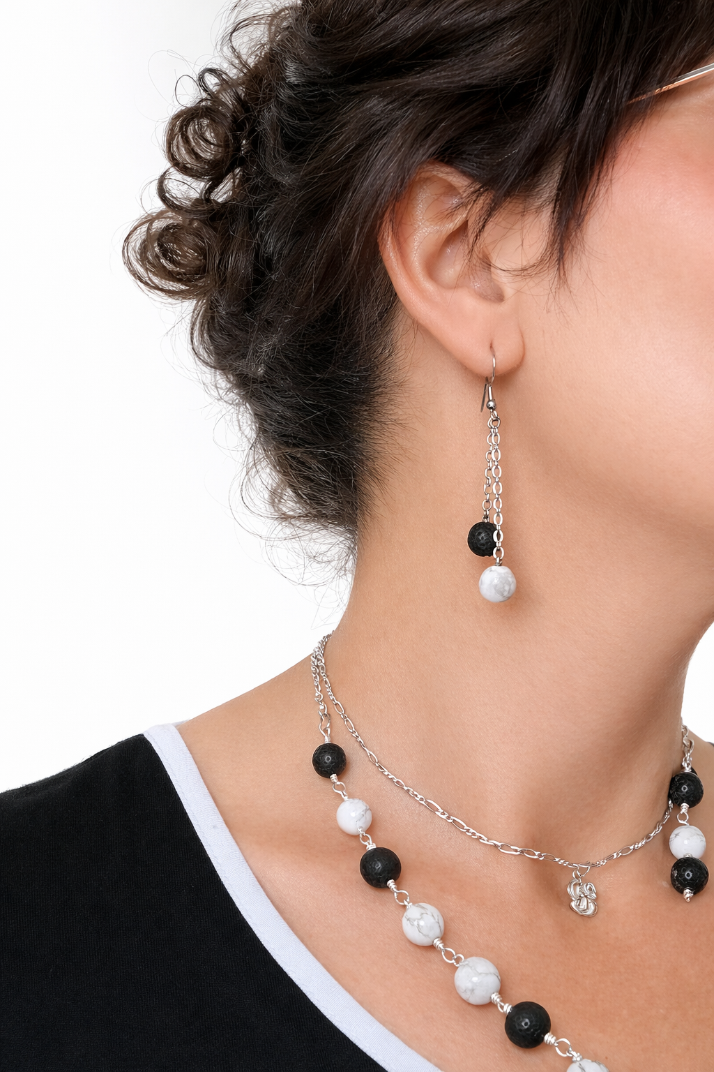  Halsband & Örhängen  med Äkta Halvädelstenar