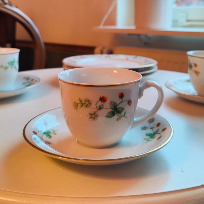 Smultron kaffekopp från Christineholm - 2