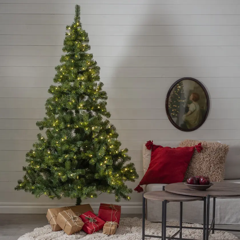 Julgran med LED Ottawa 210cm - 2