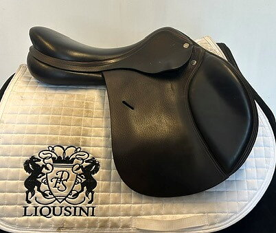 Hoppsadel Equipe Expression 17"