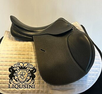 Hoppsadel Lippo Enzo 17"