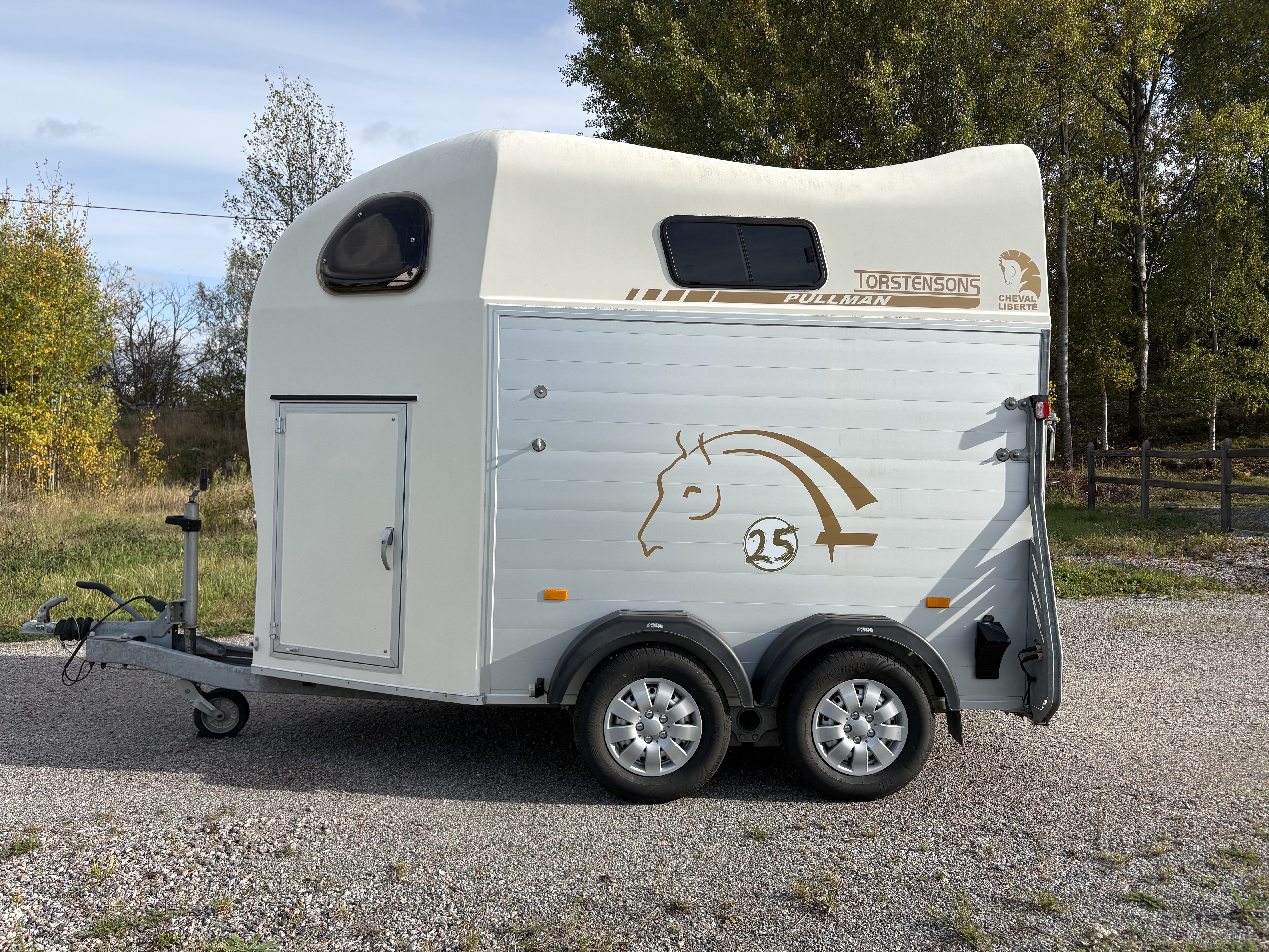 Hästtransport CHEVAL LIBERTÉ GOLD II 2021  (FRI frakt) - 2