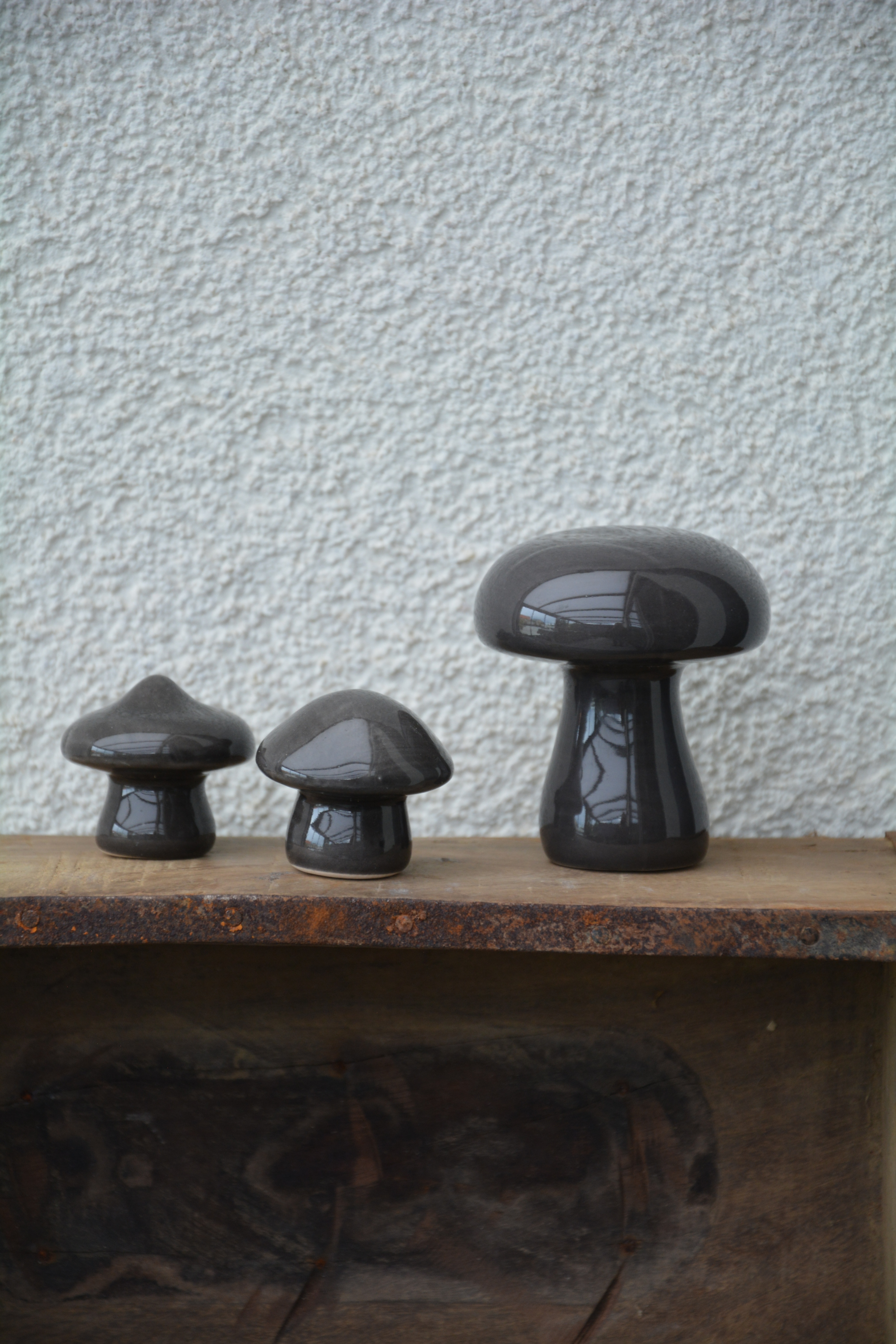 2 st Svampar i grå keramik 4,2 cm - 3
