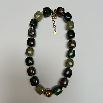 Necklace army