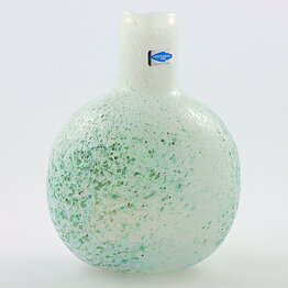  Oiva Toikka (1980s) White/Green Swelling Vase 17 cm