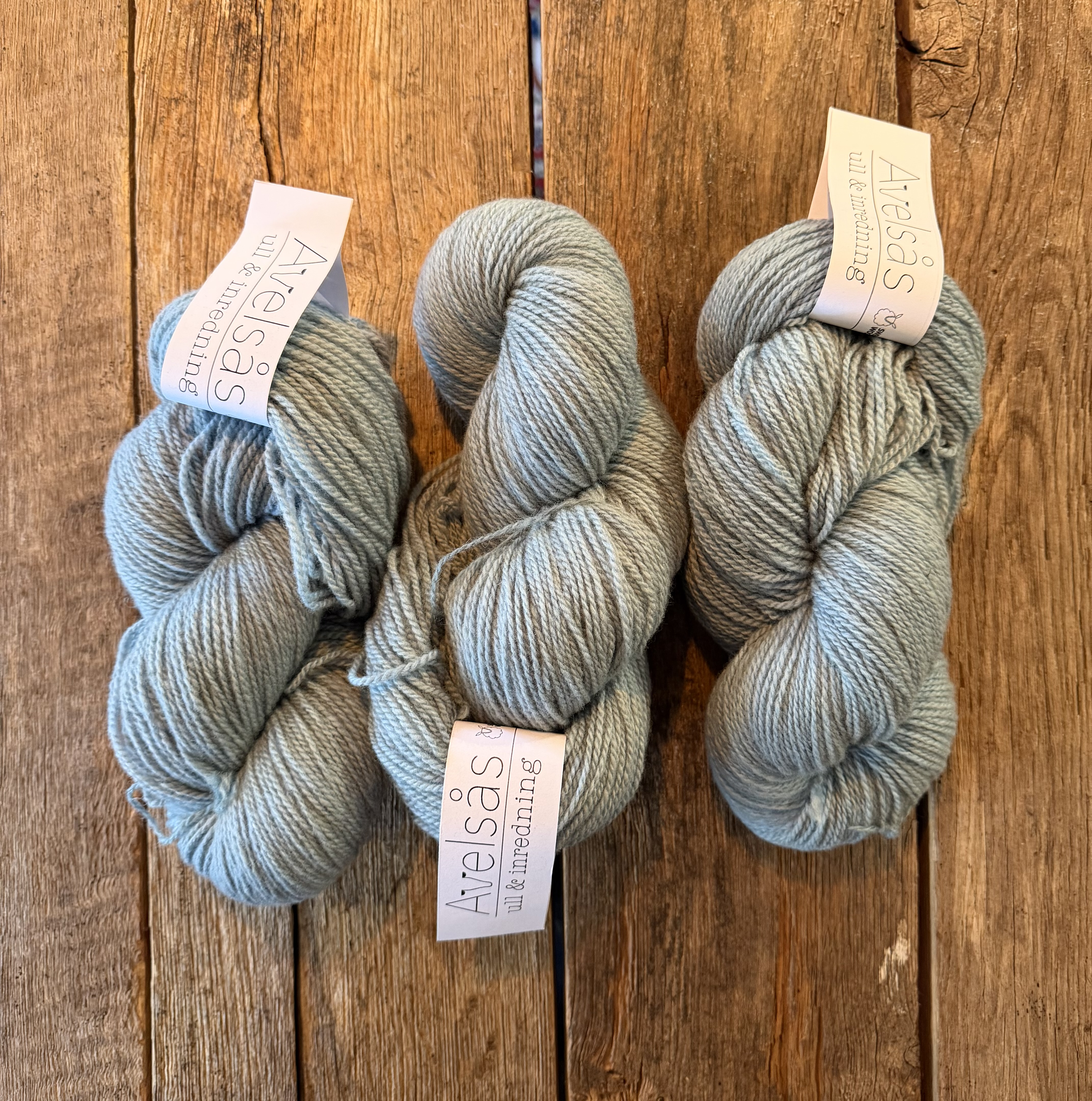 2-ply Swedish merino yarn