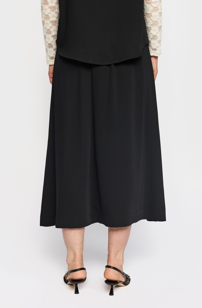 Olina Skirt - Black - 2-Biz