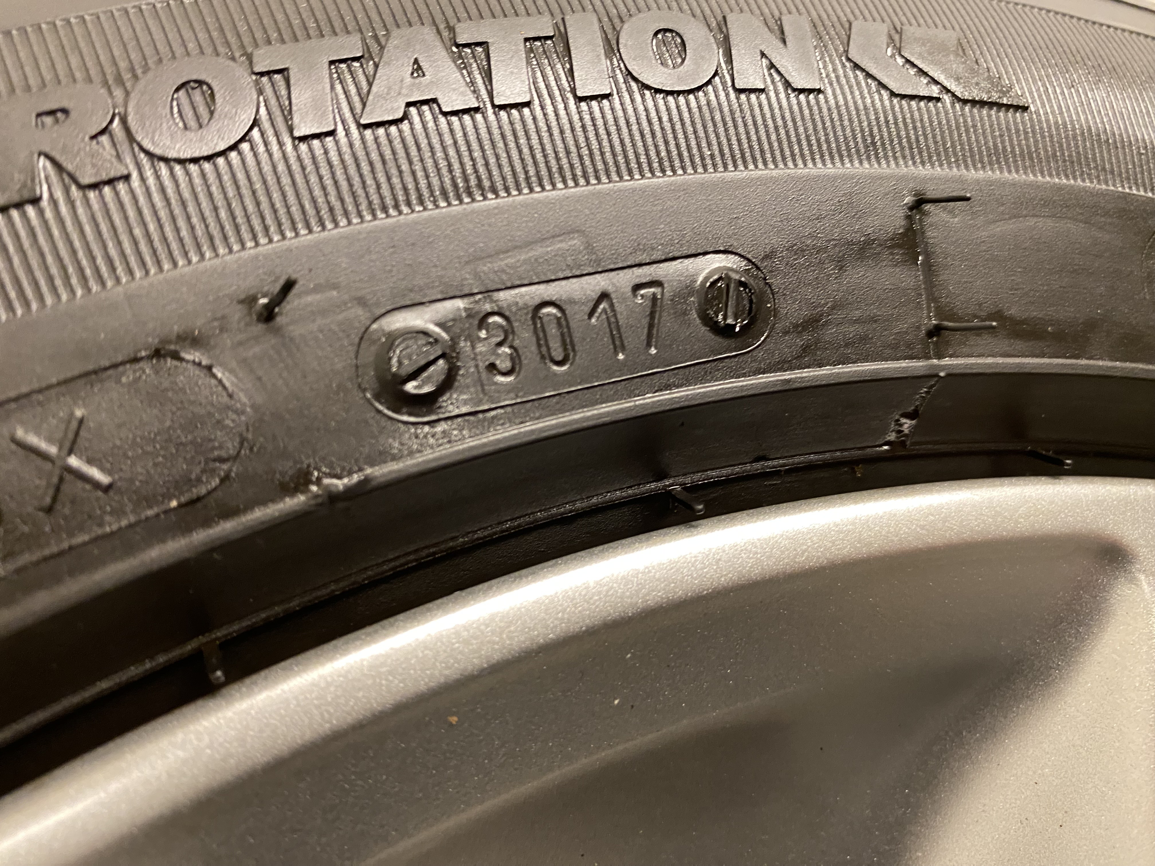 Kompletta Vinterhjul DUBB | 16" PEUGEOT 308 9677989577 | 5x108 7x16 ET44 65.1 +  205/55 R16 94T Tigar Sigura Stud | V30-2017 | 6mm | 6mm | 5.8mm | 5.8mm - 10