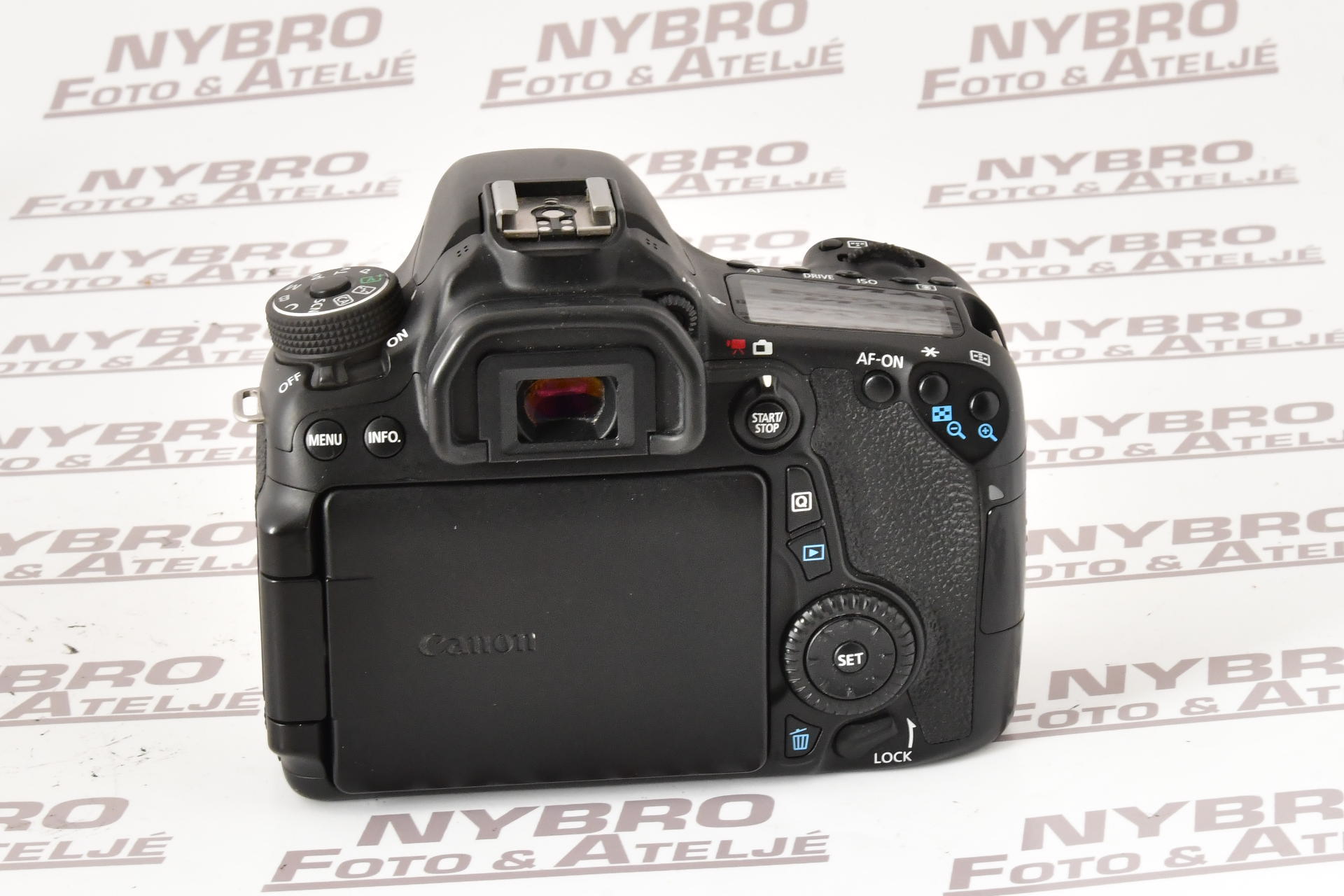 Canon EOS 70D - 2