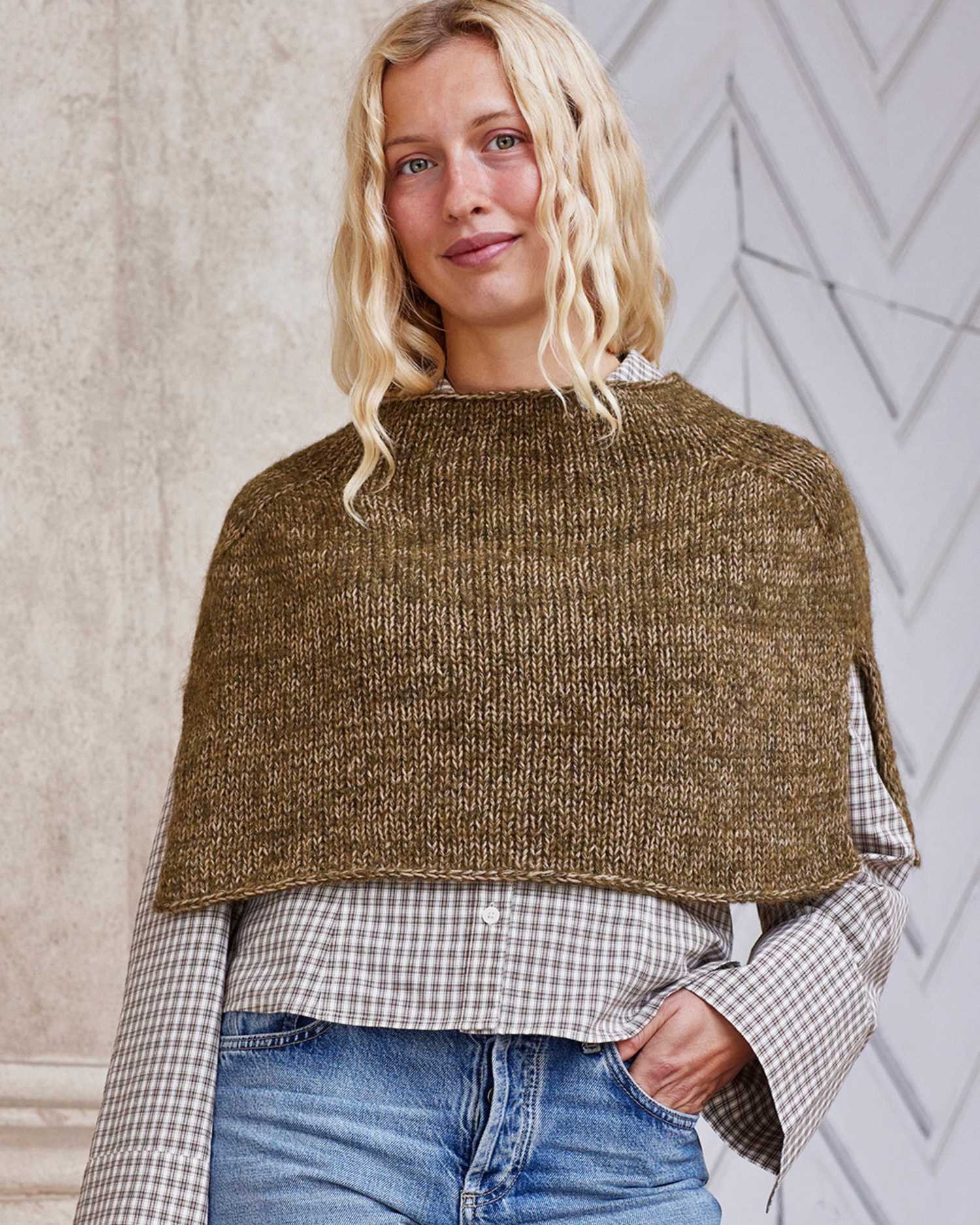 Cape med slits i ärm  i Sally  & Berta 892216 PDF