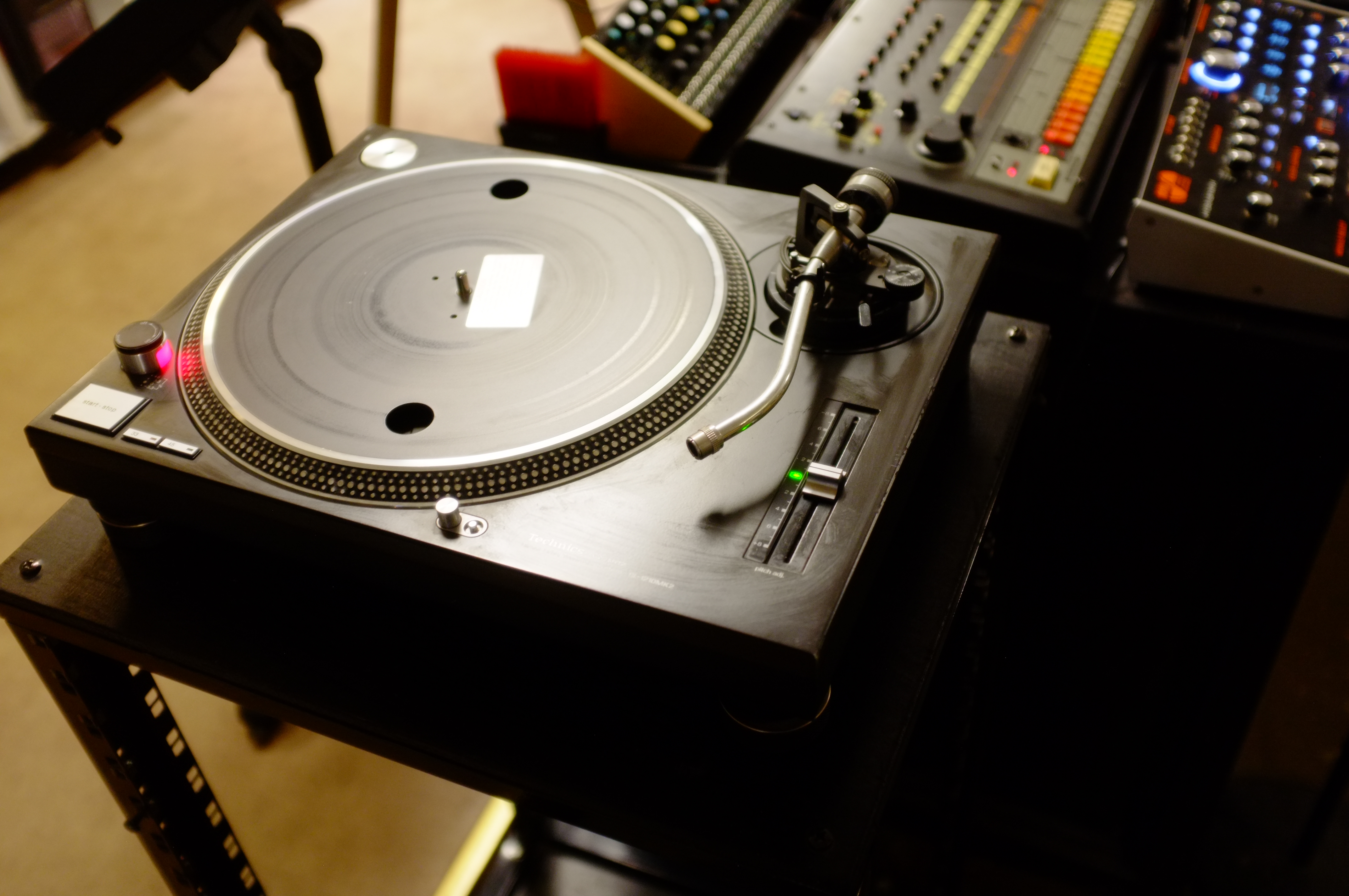 Technics SL-1210 inkl case, beg 