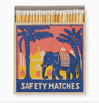 Tändstickor Archivist – PINK ELEPHANT 11x11cm, 125 stickor