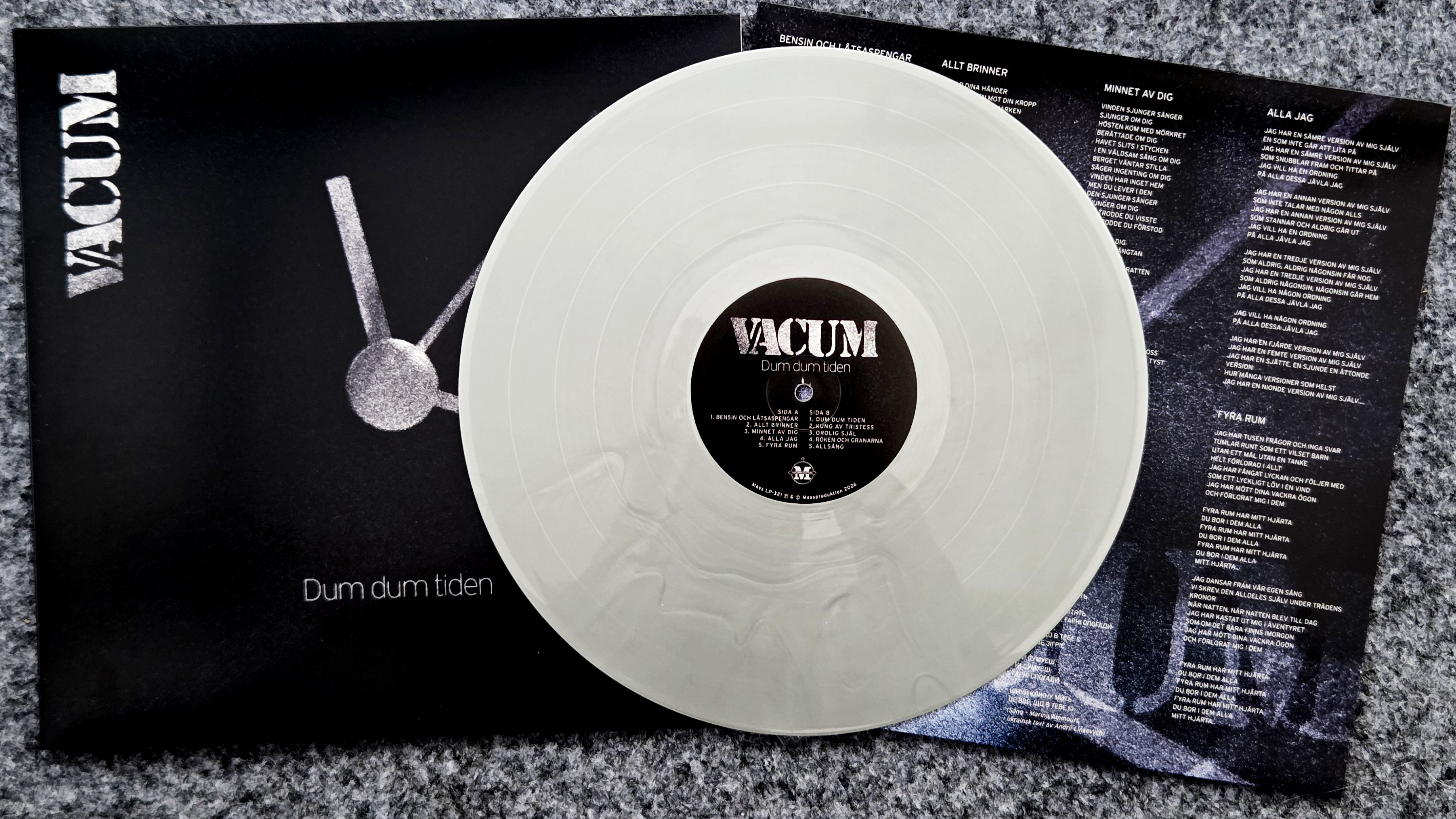 VACUM - Dum Dum Tiden (album) silver vinyl - 3