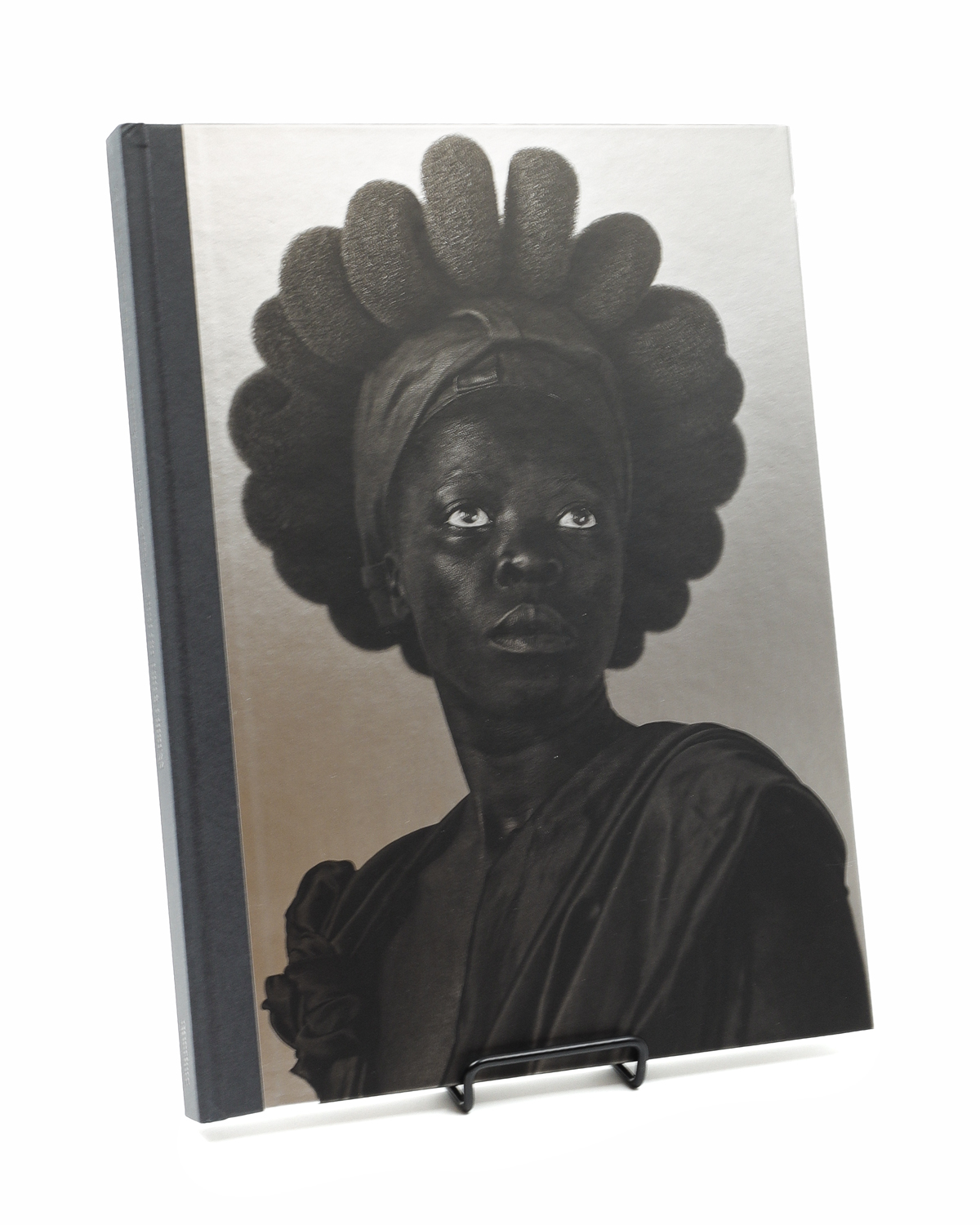  Zanele Muholi.  Hail the Dark Lioness
