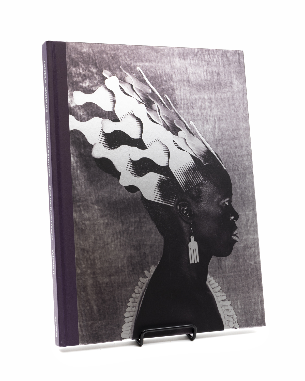  Zanele Muholi: Somnyama Ngonyama, Hail the Dark Lioness, Volume II