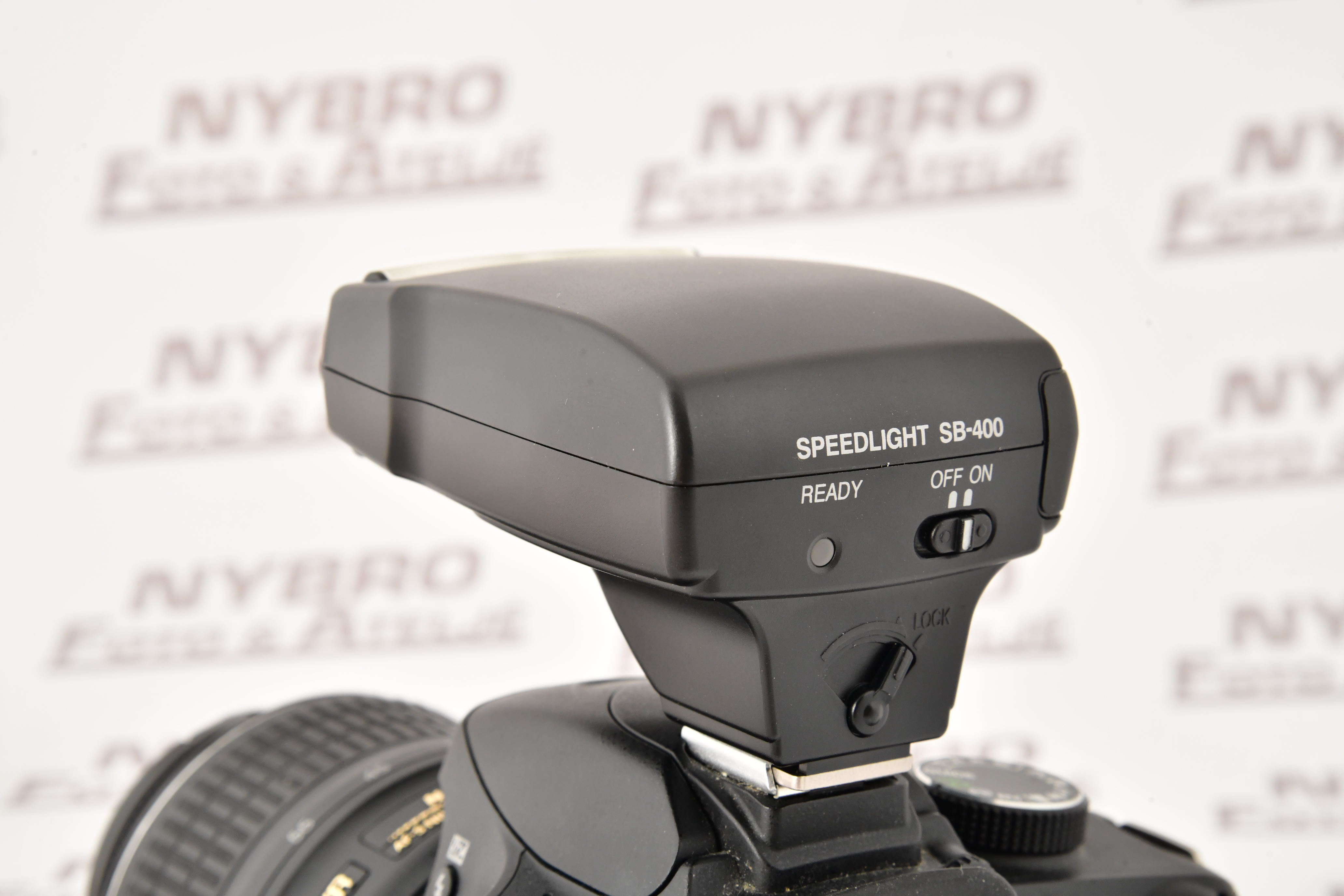 Nikon SB-400 - 2