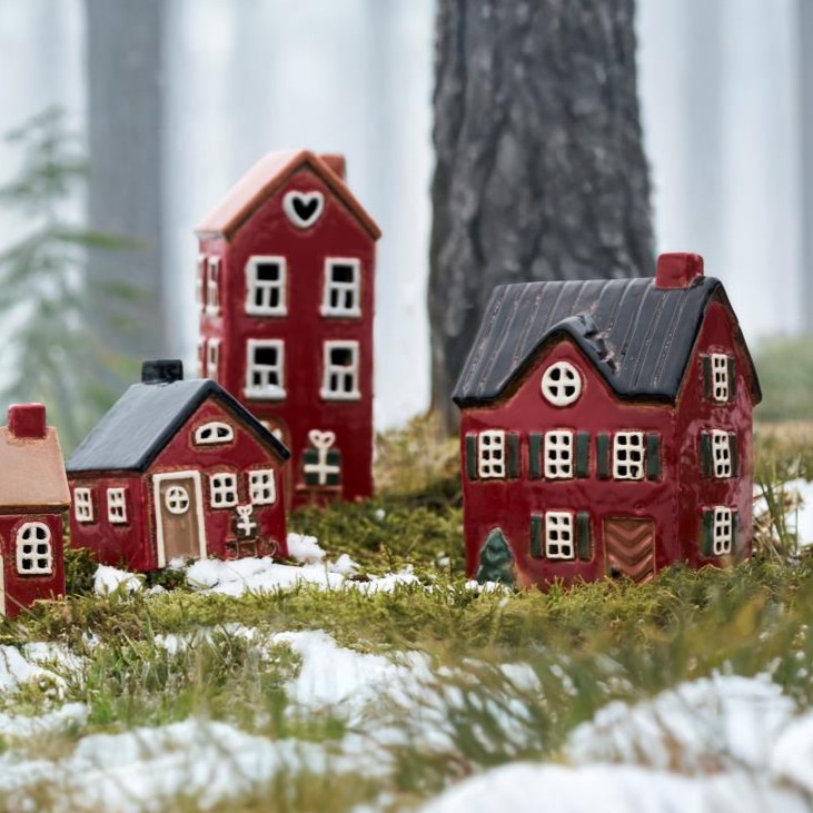 Huslykta Stillenatt - Röd med Gröna luckor - 2