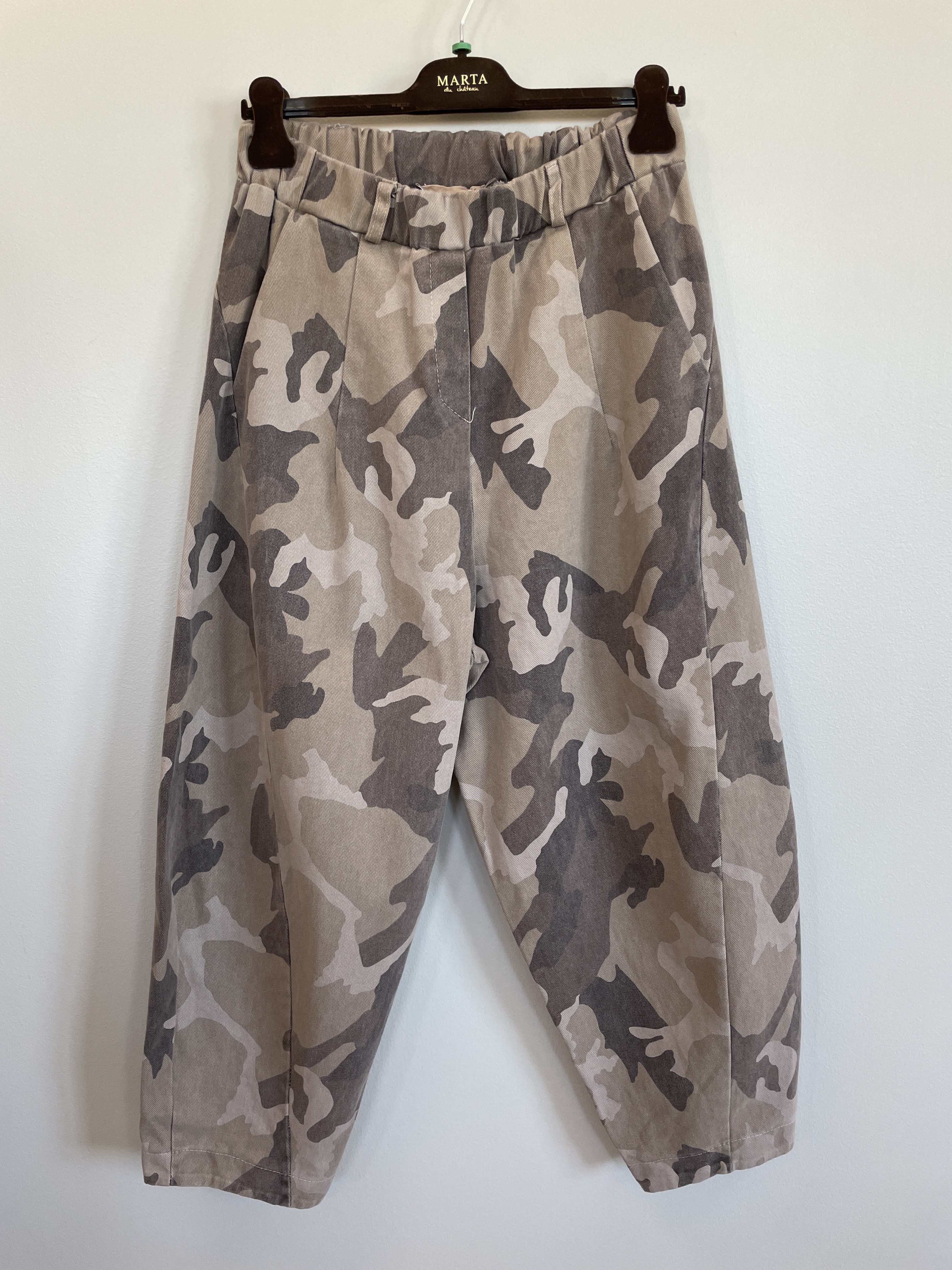 MdcBeryl Pants Beige Camobyxa Barrelmodell